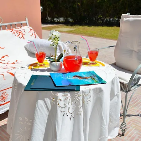 IzzHome Nora Beach Pula Exterior foto