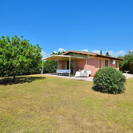 IzzHome Nora Beach Pula Exterior foto